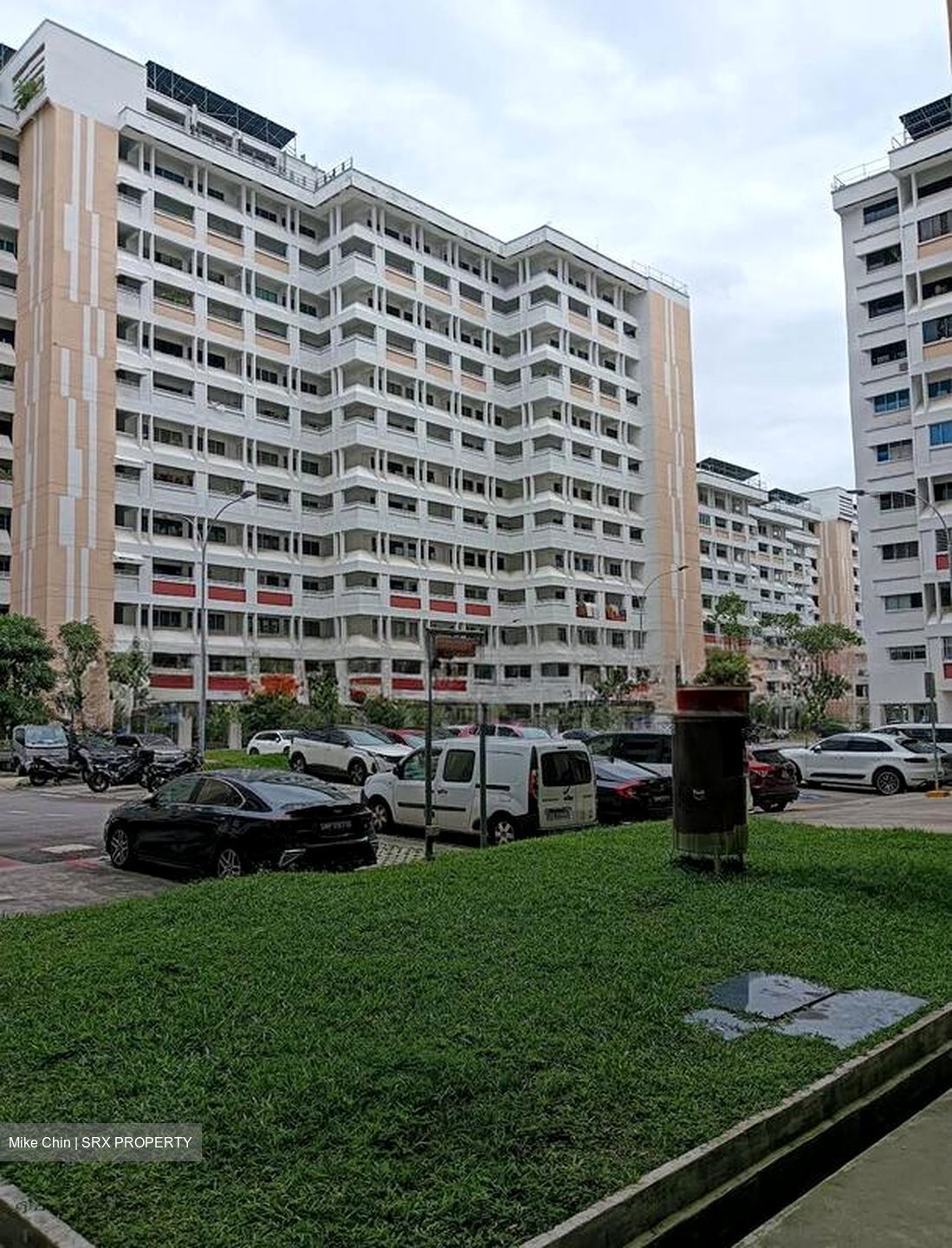 Blk 556 Jurong West Street 42 (Jurong West), HDB Executive #505026681